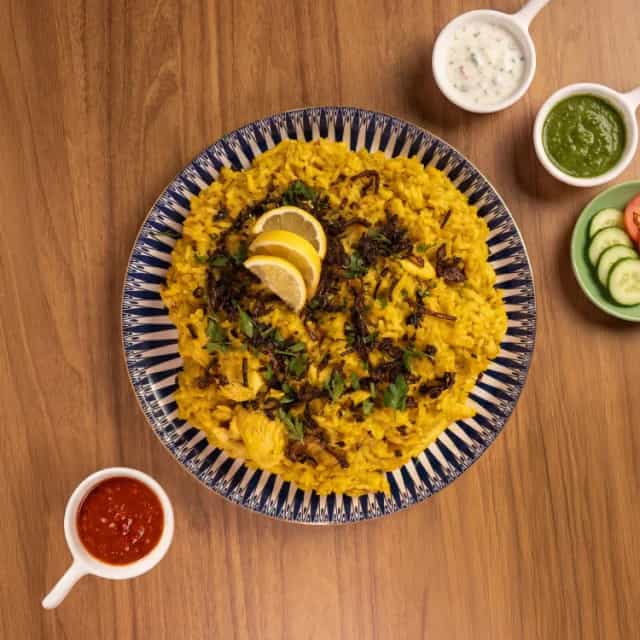 Photo of Maadous with chicken